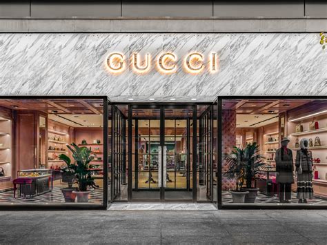 gucci store bloor street